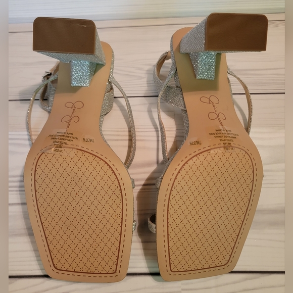 Jessica Simpson silver high heel shoes size 7M - Picture 5 of 7